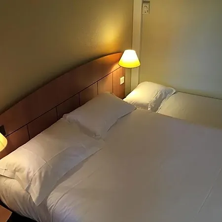 Kyriad Geneve St-genis-pouilly 호텔 상 제니 푸이